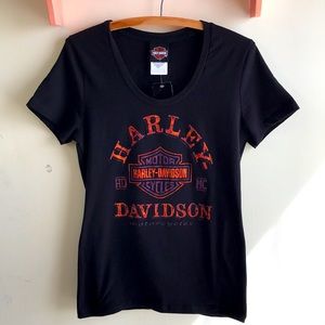 NWT Harley-Davidson Tee St Paul MN Bar & shield scoop neck capped sleeves black